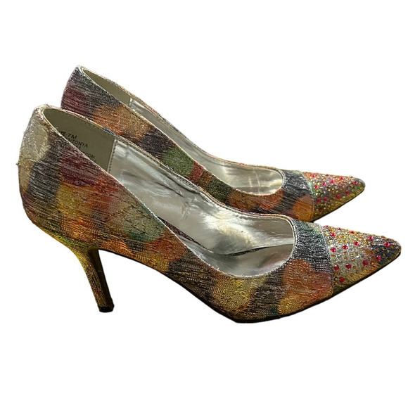 Torta Caliente Colorful and Shimmering Silver Metallic Point Toe Heels, … - Picture 2 of 6